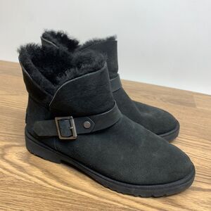 UGG Romely Short Buckle Boots Women US 6 Black Suede Water Resistant Sheepskin